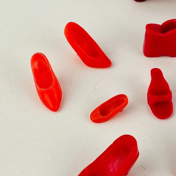 Barbie Size Type Doll Shoe Accessories Red Mismatched Shoes Lot - Picture 4 of 16